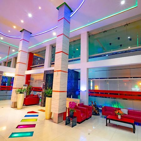 Miyanna Hotel Μεντάν Εξωτερικό φωτογραφία