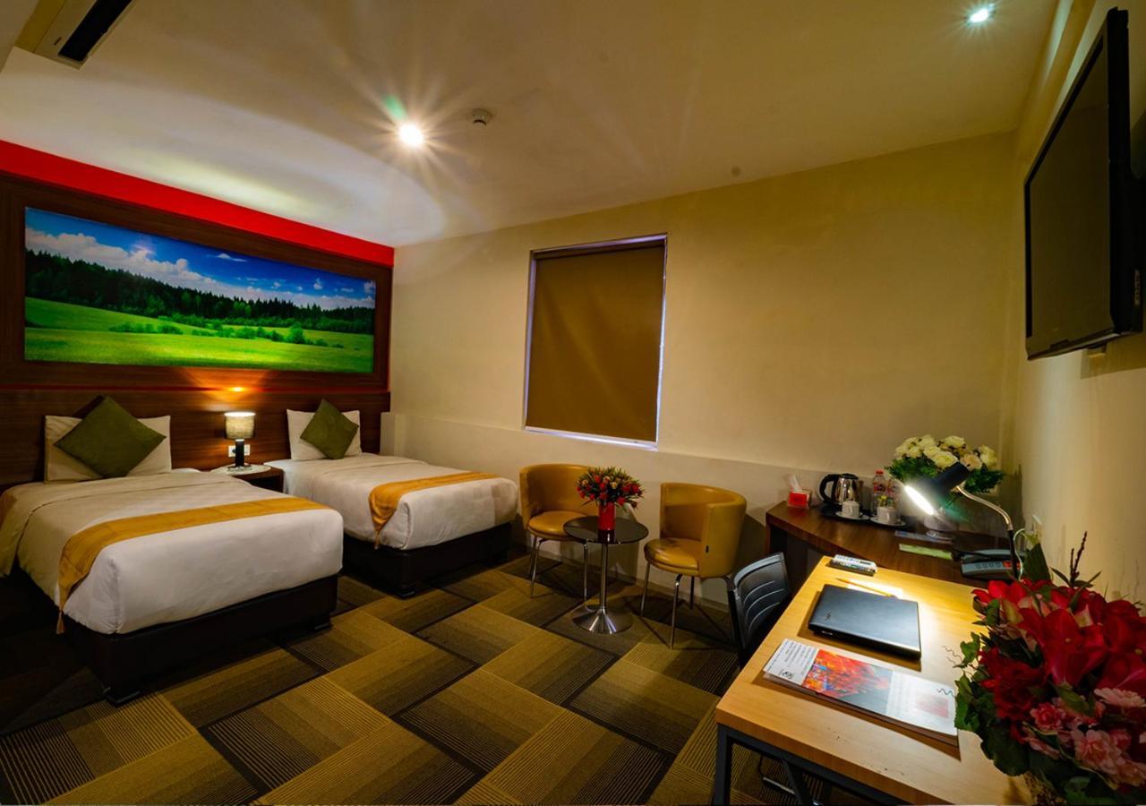 Miyanna Hotel Μεντάν Εξωτερικό φωτογραφία