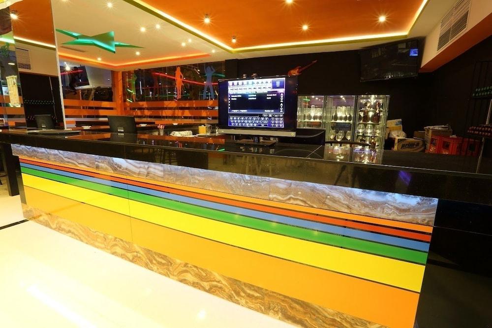 Miyanna Hotel Μεντάν Εξωτερικό φωτογραφία