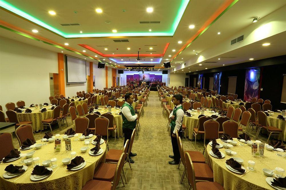 Miyanna Hotel Μεντάν Εξωτερικό φωτογραφία
